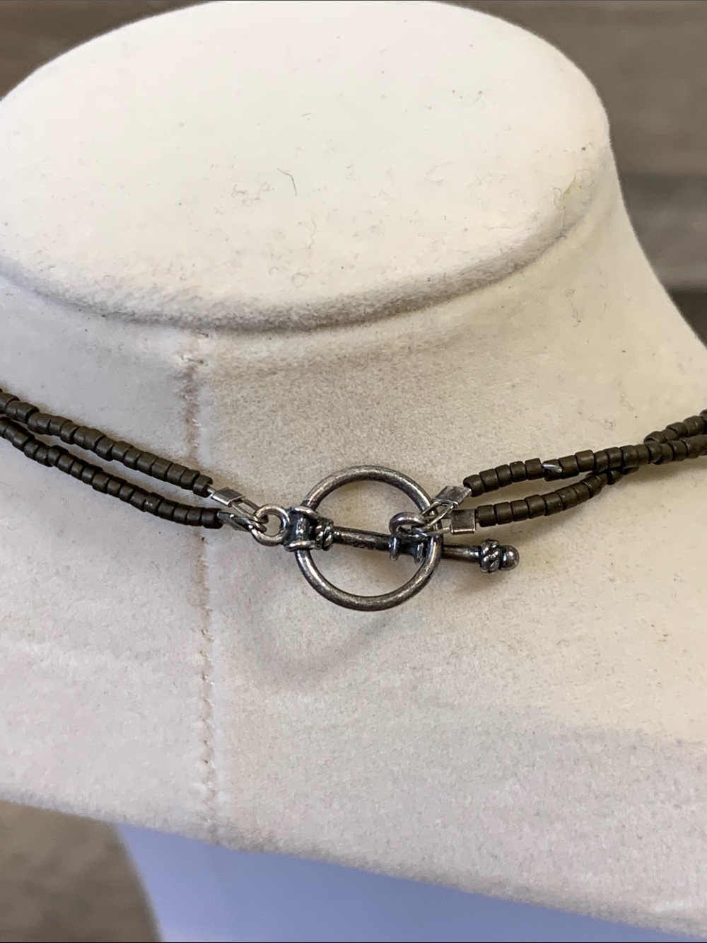 Beige Natural Stone Pendant Layered Necklace - Picture 4 of 4